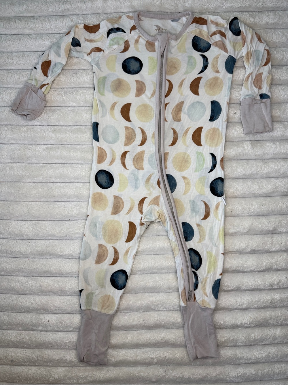 Little Sleepies Luna Neutral Bamboo Viscose Zippy